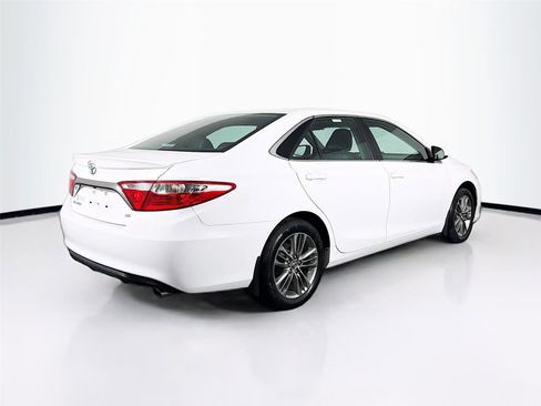 Used 2016 Toyota Camry SE FWD image 7