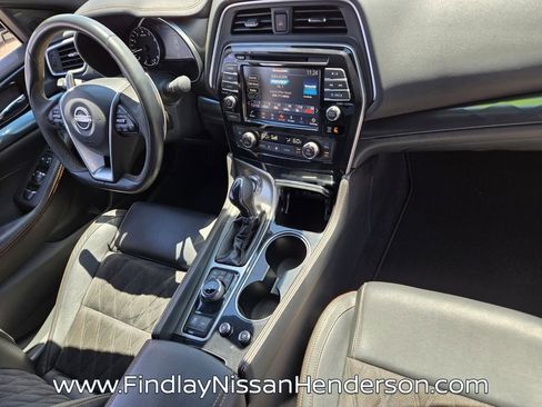 Used 2023 Nissan Maxima SR w/ Sport Mat Group FWD image 18