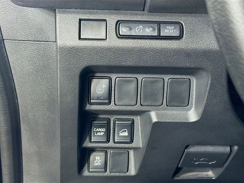 Used 2025 Nissan Frontier S image 21