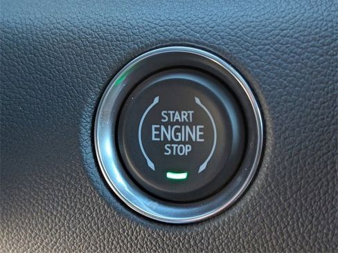 New 2026 GMC Acadia Denali w/ Super Cruise Package image 15