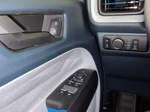 New 2026 Ford Maverick XLT w/ XLT Luxury Package FWD image 20