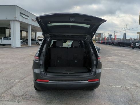 New 2026 Jeep Grand Cherokee L Limited w/ Luxury Tech Group II image 31