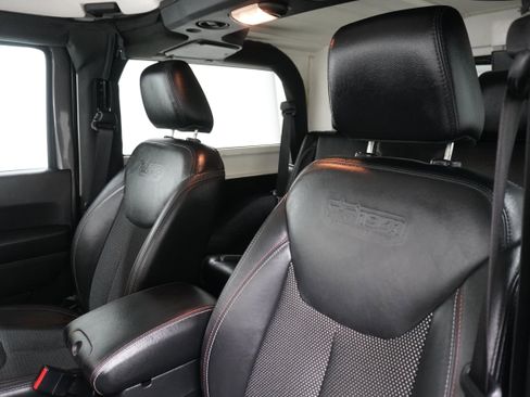 Used 2017 Jeep Wrangler 75th Anniversary image 12