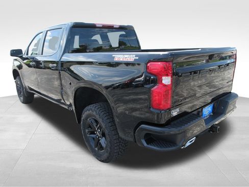 New 2026 Chevrolet Silverado 1500 Custom Trail Boss w/ LPO, Dark Essentials Package AWD/4WD image 3