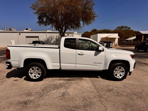 Used 2022 Chevrolet Colorado LT w/ Fleet Safety Package image 10