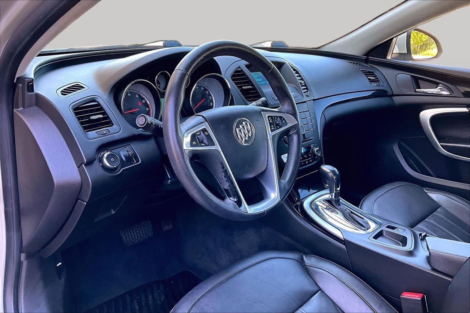 Used 2011 Buick Regal CXL FWD image 17