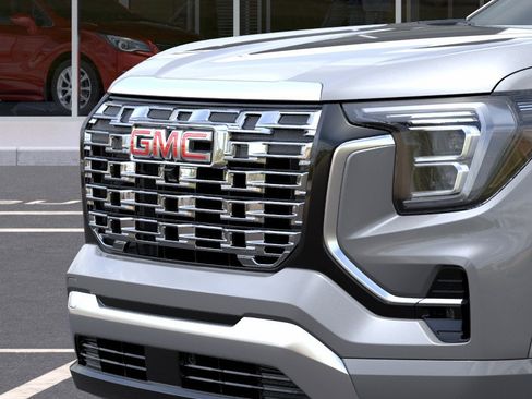 New 2027 GMC Terrain Denali w/ LPO, Black Badging Package AWD/4WD image 37
