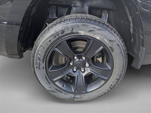 Used 2023 RAM 1500 Big Horn AWD/4WD image 7