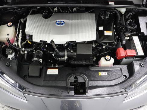 Used 2020 Toyota Prius L Eco image 34