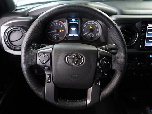 Used 2023 Toyota Tacoma 4x4 Double Cab image 25