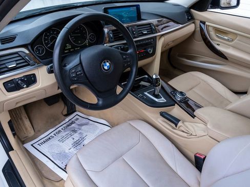 Used 2014 BMW 320i Sedan image 16