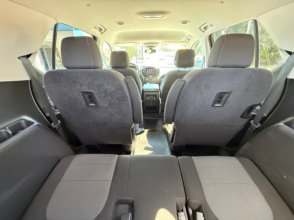Used 2021 Chevrolet Traverse LT AWD/4WD image 31