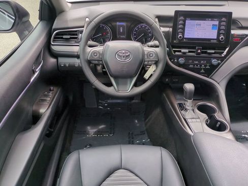 Used 2024 Toyota Camry SE FWD image 16