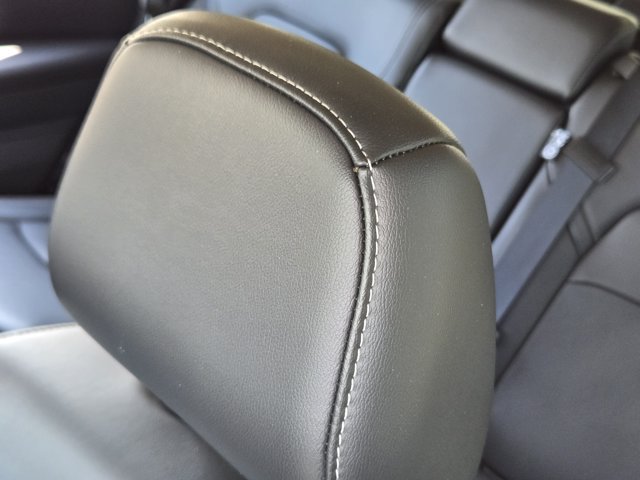 Used 2024 Nissan Pathfinder SL FWD image 15
