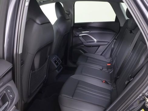 Used 2025 Audi Q5 Premium Plus AWD/4WD image 15