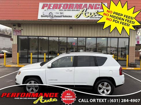 Used 2014 Jeep Compass Latitude image 3