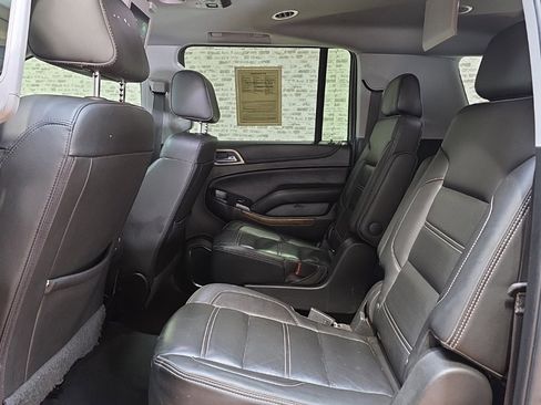 Used 2019 GMC Yukon XL Denali w/ Denali Ultimate Package image 16