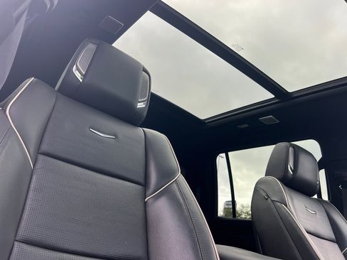 Used 2023 Cadillac Escalade ESV Sport w/ Touring Package image 20