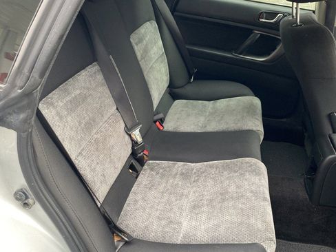 Used 2006 Subaru Outback 2.5i Special Edition image 14