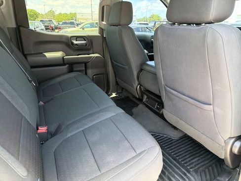 Used 2022 Chevrolet Silverado 1500 Custom w/ Safety Confidence Package AWD/4WD image 27