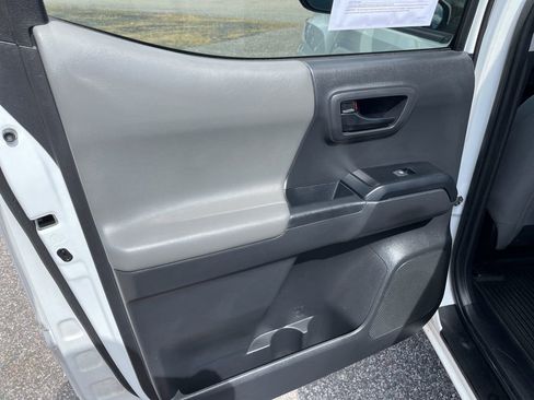 Used 2023 Toyota Tacoma SR image 14