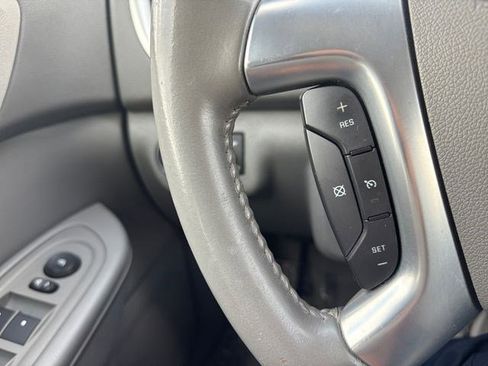 Used 2015 Chevrolet Traverse LT w/ Style and Technology Package image 27