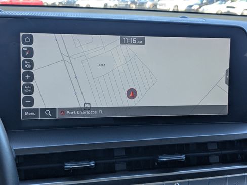 Certified 2024 Kia Telluride LX image 24