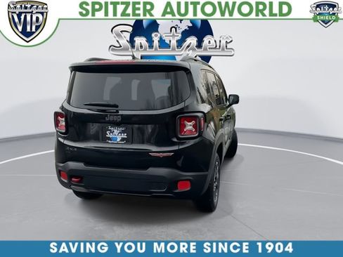 Used 2017 Jeep Renegade Trailhawk image 2