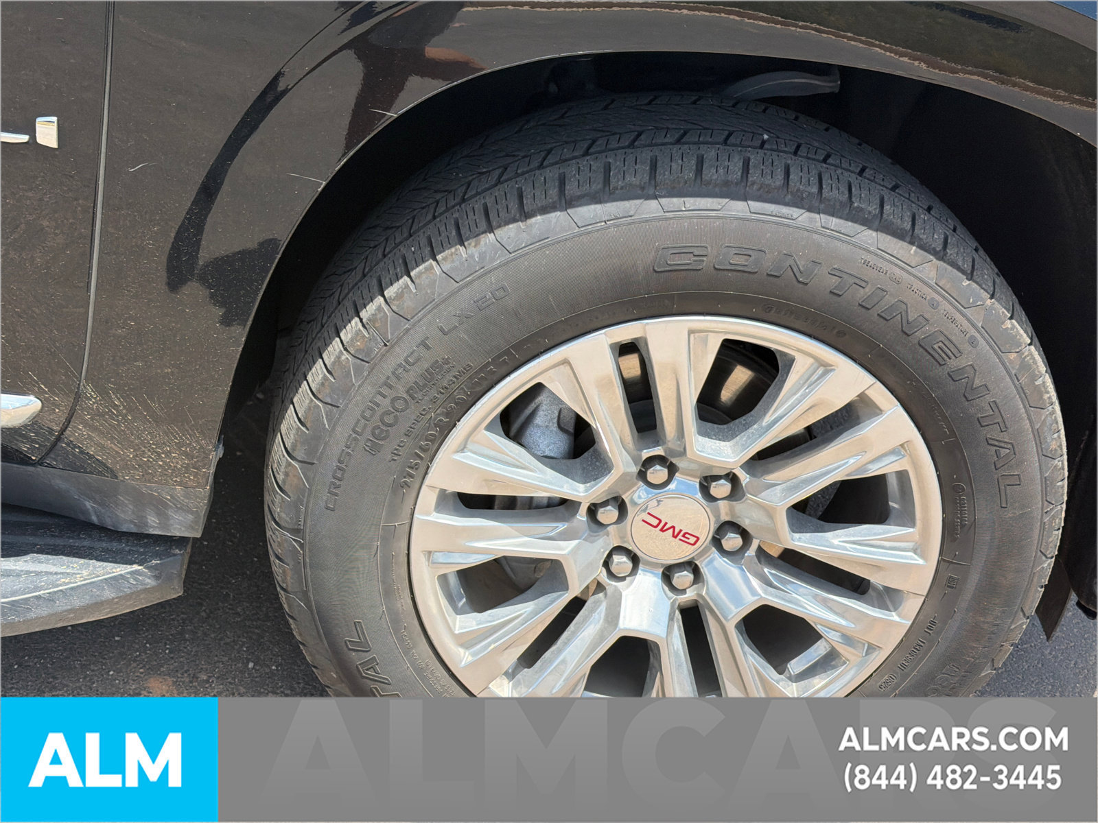 Used 2025 GMC Yukon Denali AWD/4WD image 14