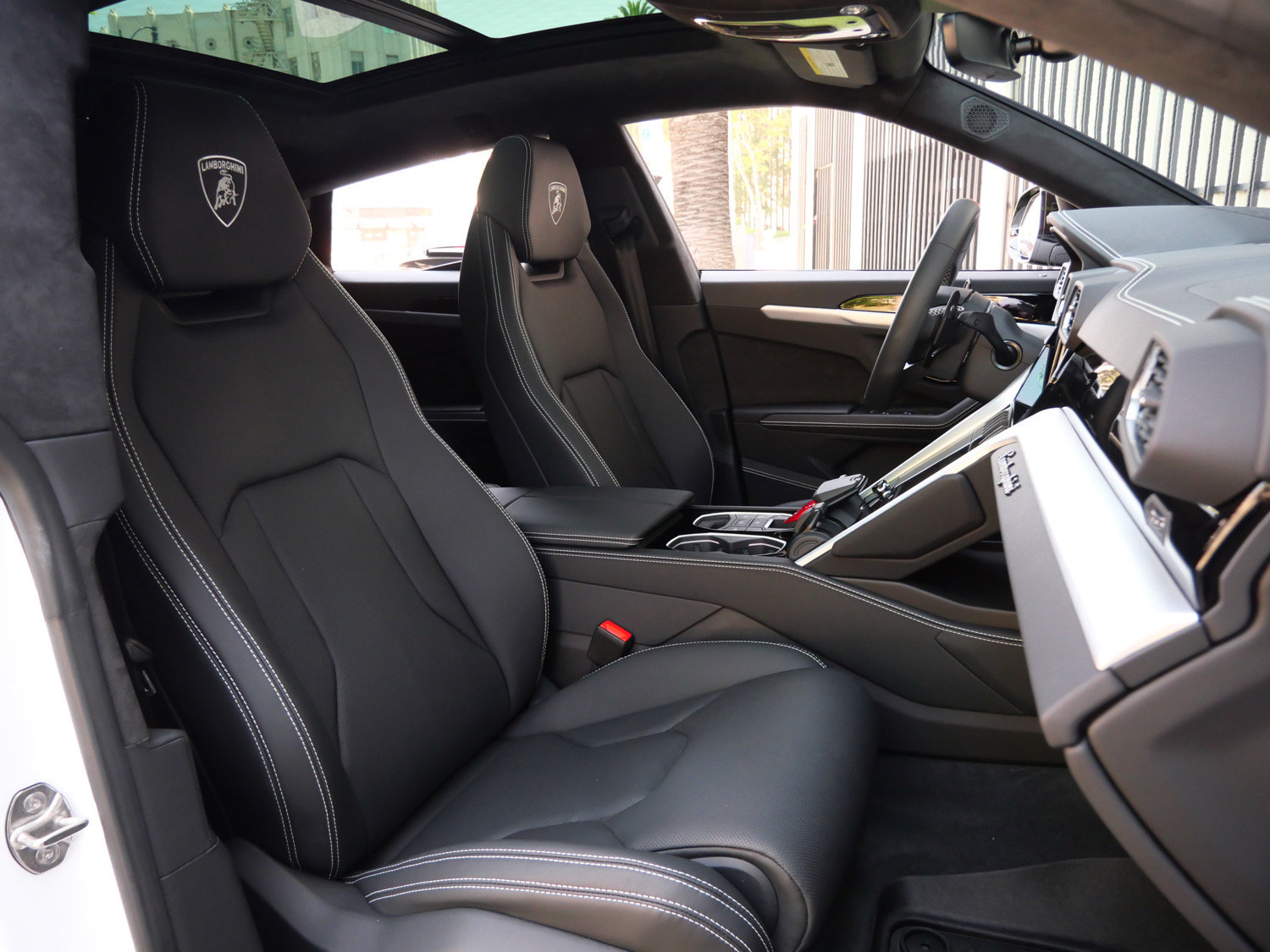 Used 2024 Lamborghini Urus S AWD/4WD image 8