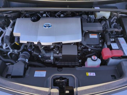 Used 2022 Toyota Prius Prime XLE FWD image 23