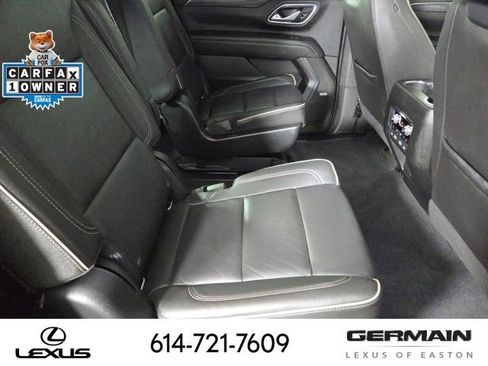 Used 2022 GMC Yukon XL SLT w/ SLT Premium Package image 22