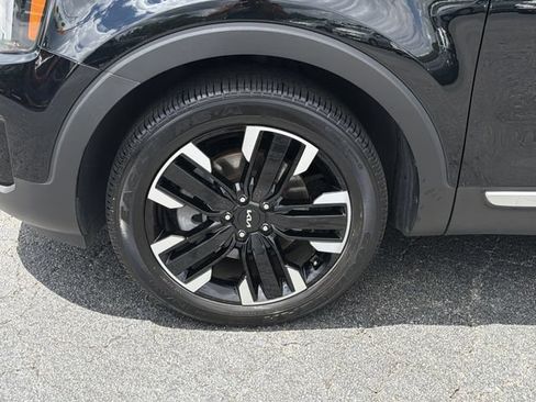 Used 2024 Kia Telluride SX FWD image 8