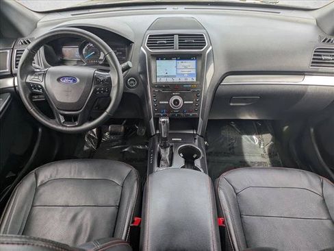 Used 2018 Ford Explorer Sport w/ Equipment Group 401A AWD/4WD image 18