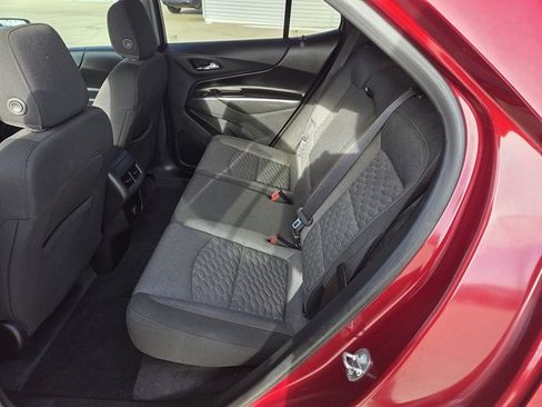 Used 2018 Chevrolet Equinox LT image 6