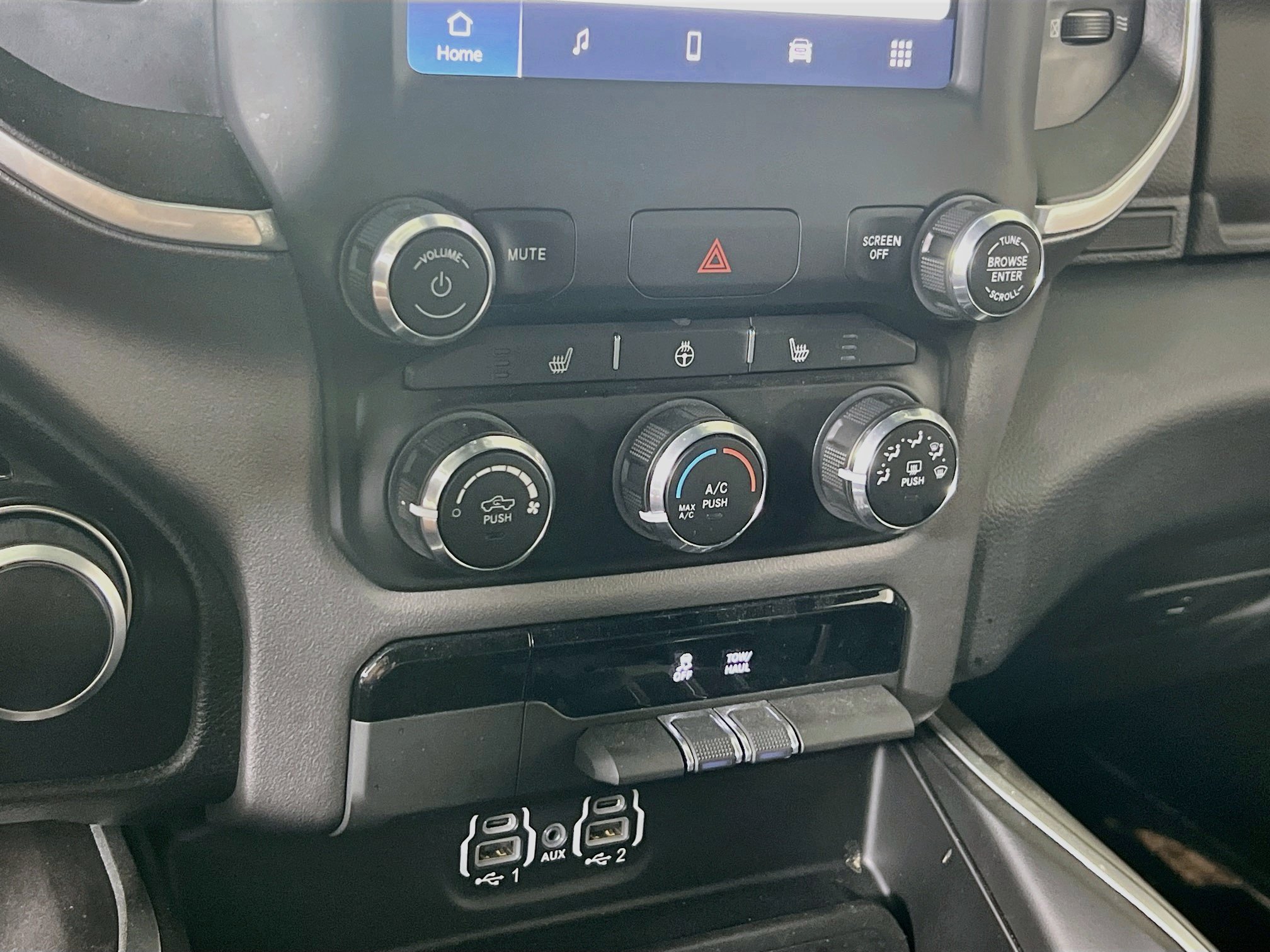 Used 2023 RAM 1500 Big Horn AWD/4WD image 15