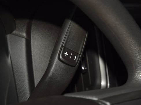 Used 2024 Chevrolet Silverado 2500 Custom w/ Custom Value Package image 40