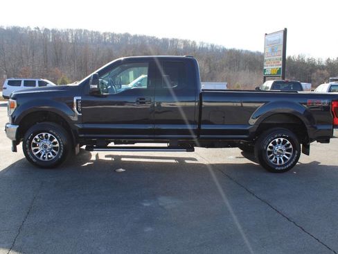 Used 2022 Ford F250 Lariat w/ Lariat Value Package image 2