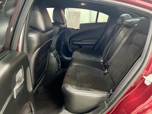 Used 2022 Dodge Charger Scat Pack RWD image 22