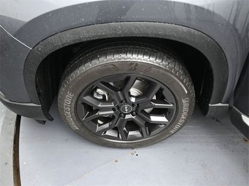 Certified 2025 Honda Pilot Touring image 46