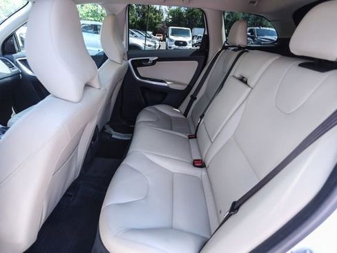 Used 2016 Volvo XC60 T5 Premier w/ Proximity Package AWD/4WD image 34