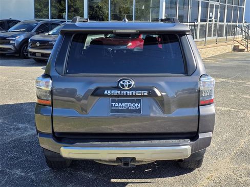 Used 2021 Toyota 4Runner TRD Off-Road Premium image 4
