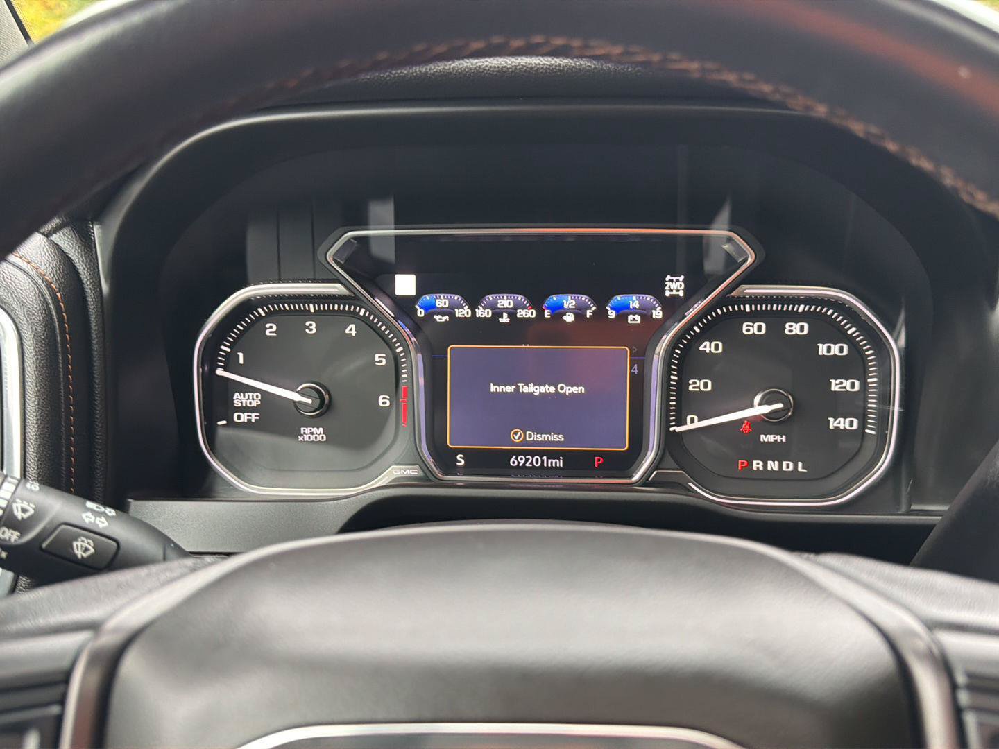 Used 2019 GMC Sierra 1500 AT4 w/ Off Road Performance Package AWD/4WD image 17