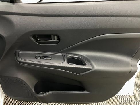 Used 2024 Nissan Versa S w/ Trunk Package image 36