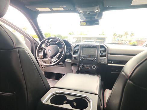 Used 2019 Ford Expedition Limited w/ Equipment Group 303A RWD image 23