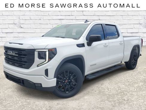 Used 2023 GMC Sierra 1500 Elevation w/ LPO, Elevation Black Package AWD/4WD image 1