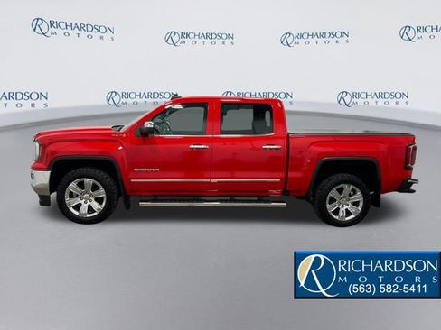 Used 2018 GMC Sierra 1500 SLT image 2