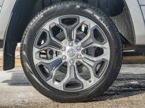 Used 2022 RAM 1500 Limited w/ Body Color Bumper Group image 29