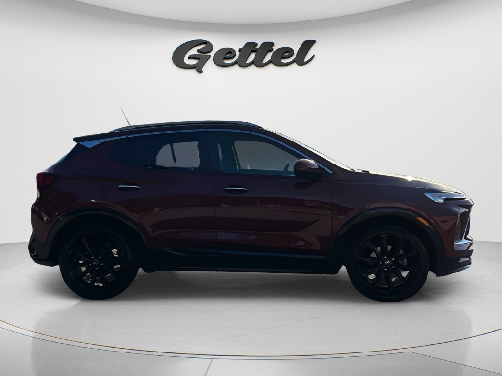 Used 2024 Buick Encore GX Sport Touring w/ Experience Buick Package FWD image 4