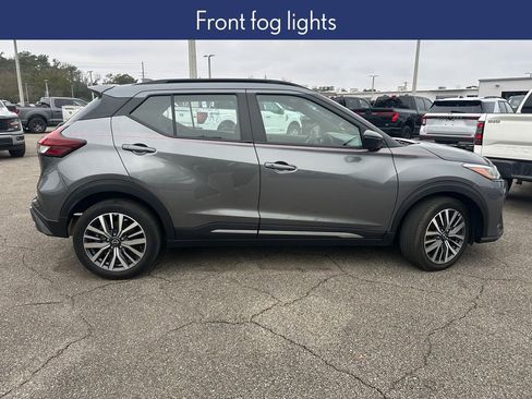 Used 2024 Nissan Kicks SR image 8